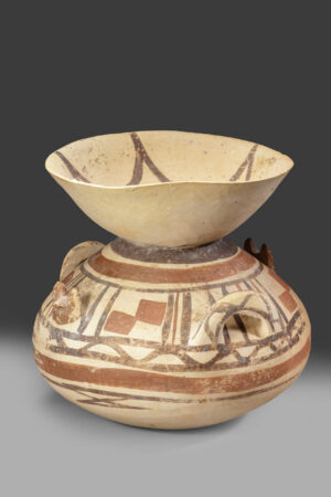 DAUNIAN FUNNEL KRATER