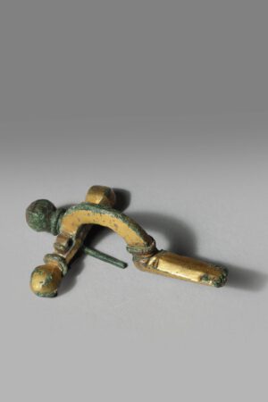 ROMAN BRONZE GILDED CROSSBOW FIBULA