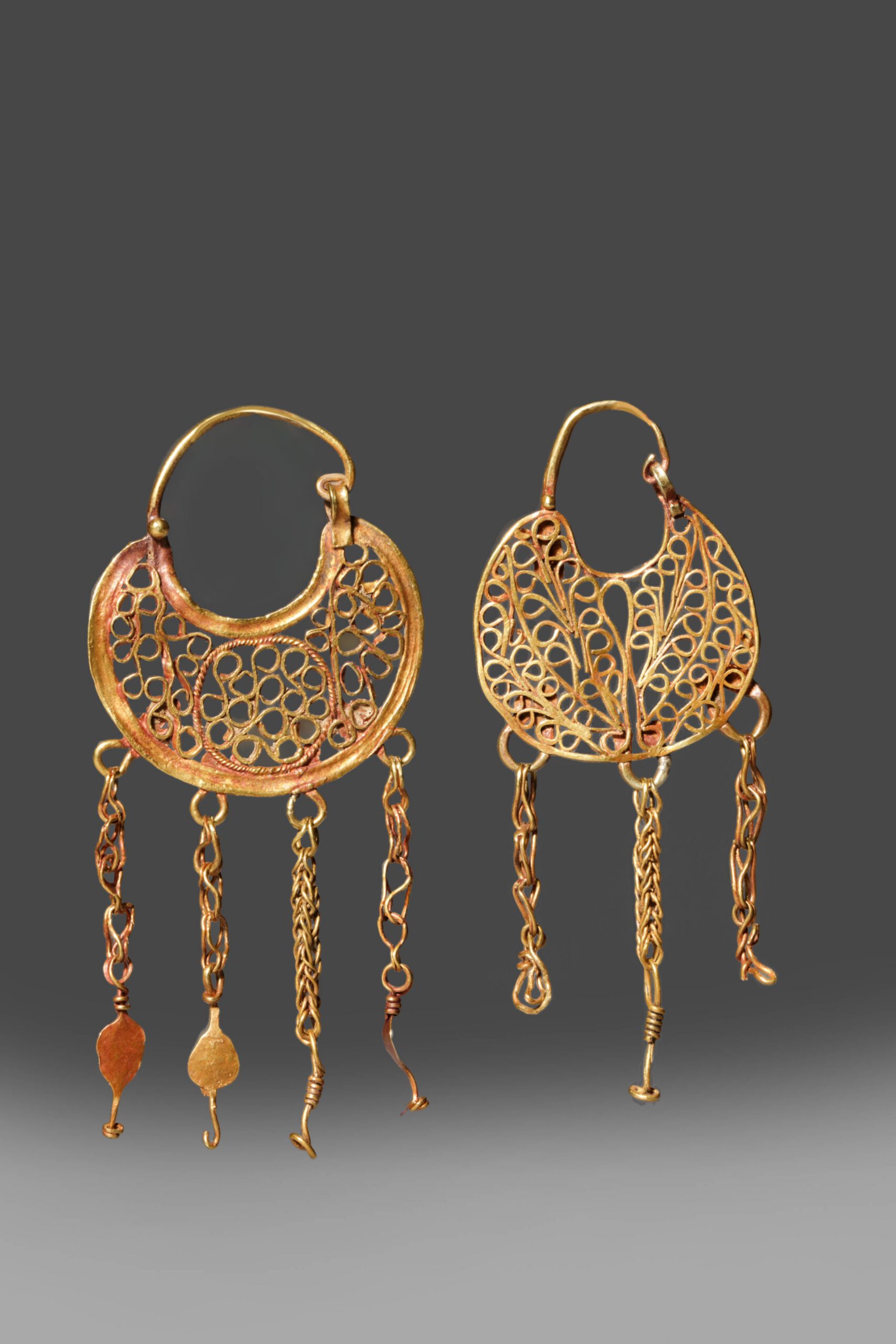 LATE ROMAN GOLD EARRINGS