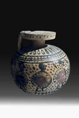 corinthian warrior aryballos